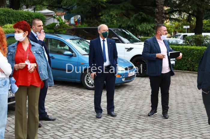 Gjobitet 10 milionë lekë hoteli në Vollga, nga 1 milionë lekë disa biznese të vogla