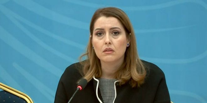 Manastirliu mesazh qytetarëve: Virusi përhapet shumë lehtë, na rrezikon të gjithëve, zbatoni rregullat