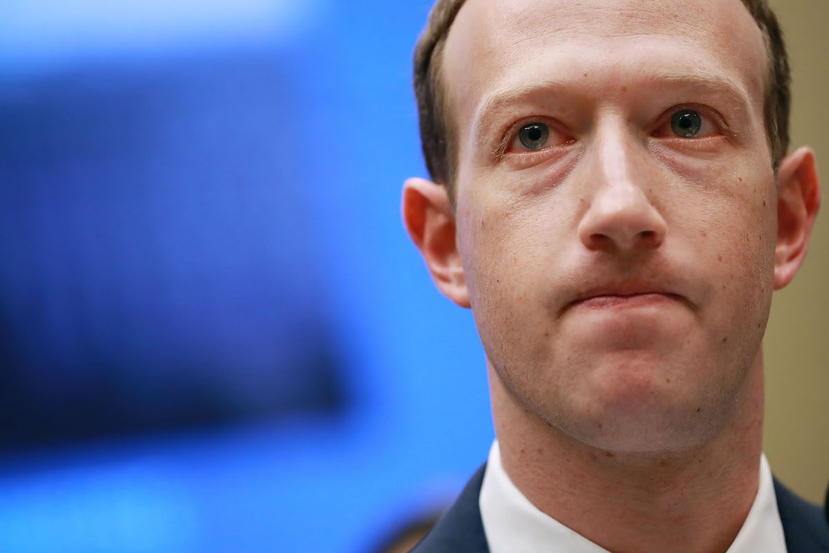 Facebook-ut i ikin reklamat, Zuckerberg humb 7.2 miliardë dollarë