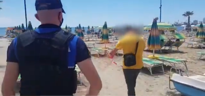 Zaptuan hapësirën publike në plazhin e Durrësit, arrestohen dy administratorë subjekti dhe procedohet një tjetër