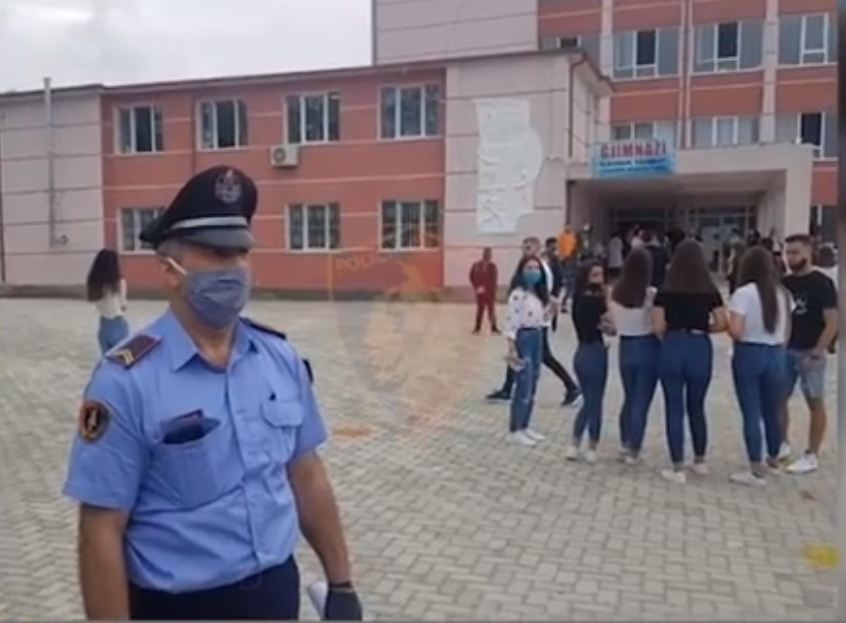 Matura Shtetërore/ 550 punonjës policie u angazhuan për mbarëvajtjen e provimit të parë