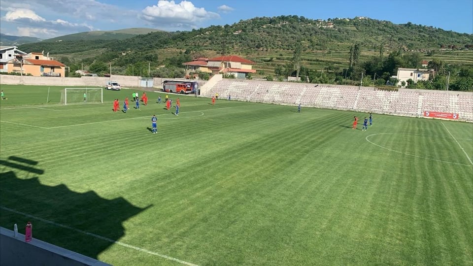 Porta 4 cm më e lartë, momentet pikante të sfidës Bylis-Teuta