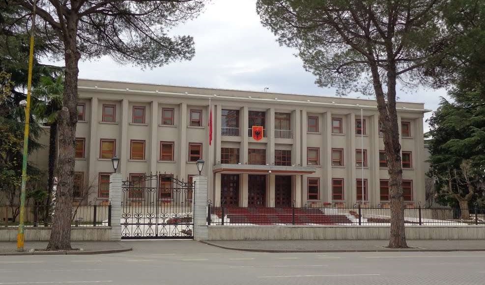 Meta fton në takim Ruçin: Bashkëpunim për “Kushtetuesen”