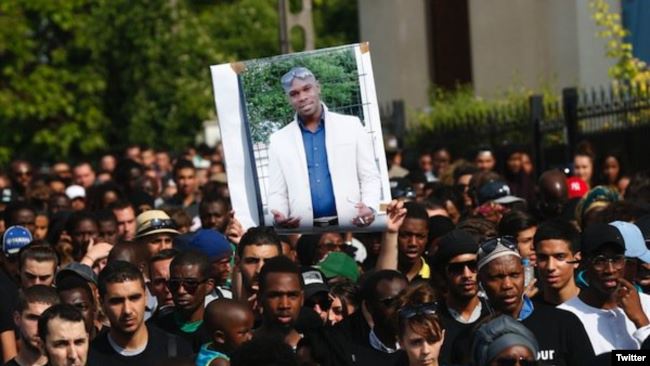 Një javë pas vdekjes së George Floyd në SHBA, protestat përhapen nga Parisi në Sidnei (FOTO)