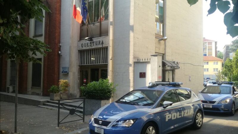 Policia italiane shkatërron bandën e trafikut të drogës, 24 të arrestuar