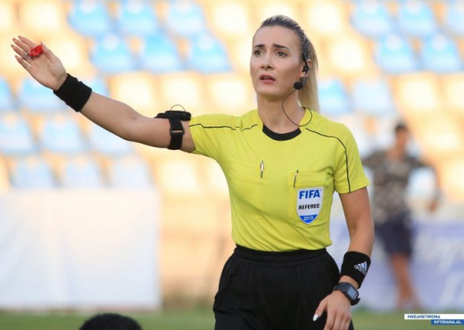 Rusta: Tifozët nuk më kanë sharë ende nga motra