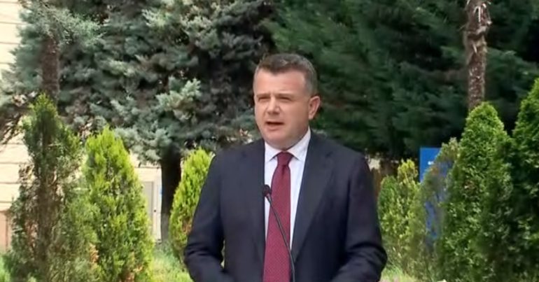 Raportet e Venecias për ‘Kushtetuesen’ dhe ‘Anti-shpifjen’, reagon Taulant Balla