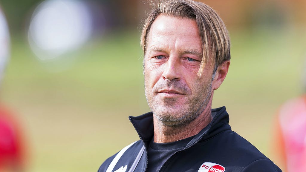 Tramezzani rikthehet në stolin e Sion!