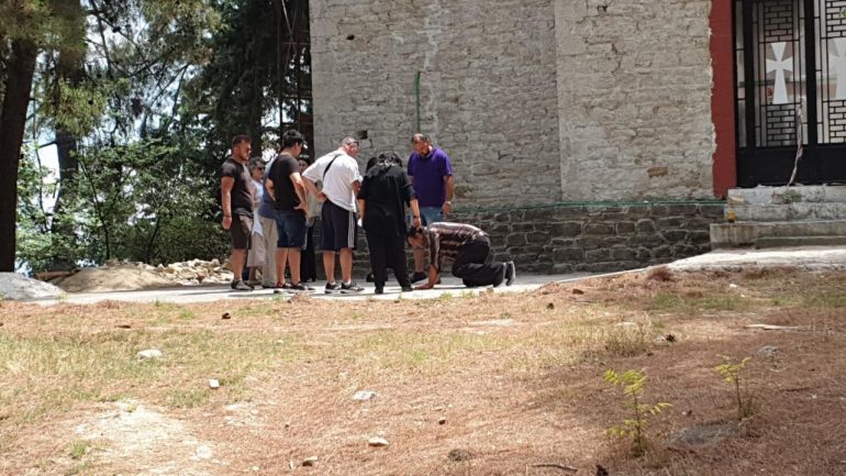 Nëna e 16-vjeçares shqiptare përjetoi momente tmerri, kur pa fotot e së bijës