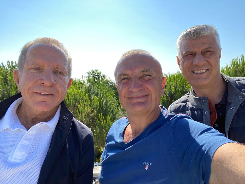 Jo vetëm me Thaçin, Meta takon dhe Pacollin në Durrës