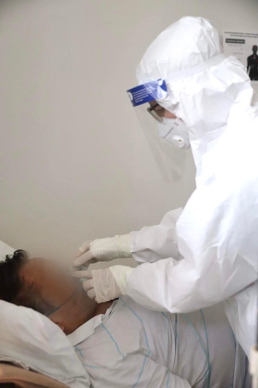 Manastirliu publikon foton e pacientit me simptoma të rënda në Infektiv: Nuk është lojë, rrezikohet jeta!