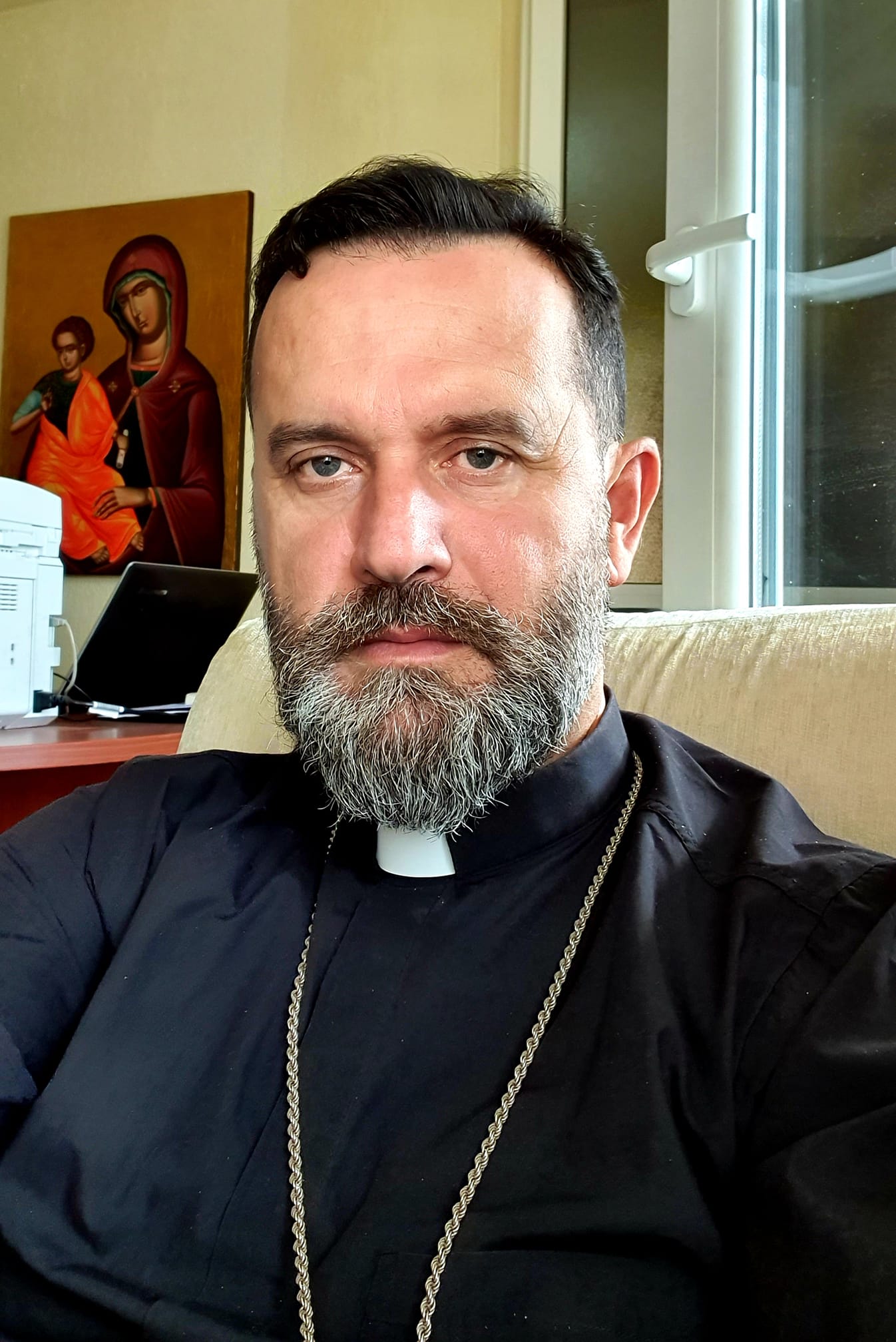 Dom Gjergj Meta: Të heqim dorë nga normaliteti, mos ta kthejmë Shqipërinë në morg