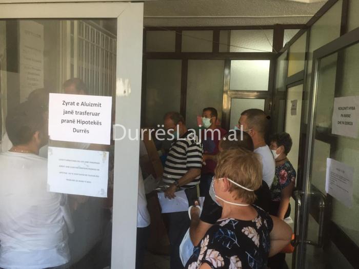 Durrës, rihapet aplikimi për qytetarët që kanë dëmtime DS1, DS2 dhe DS3 në banesat e tyre. Mungon njoftimi zyrtar!!!