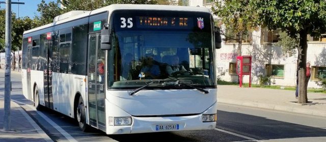 Sot rikthehet transporti publik në Tiranë
