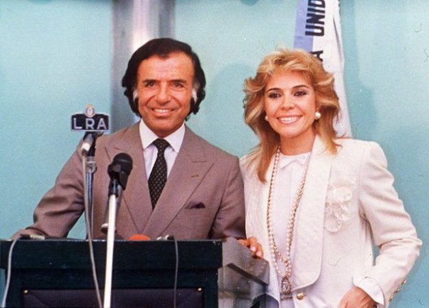 Ish-presidenti i Argjentinës rimartohet me gruan që ishte divorcuar para 30 viteve