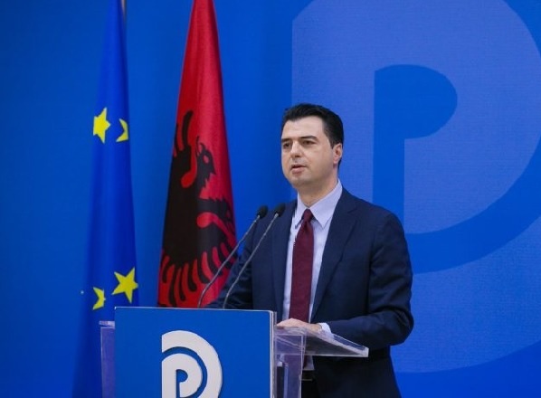 “Liria nuk është kurrë më shumë se një brez larg zhdukjes”, Basha e nis ditën me shprehjen e Ronald Regan