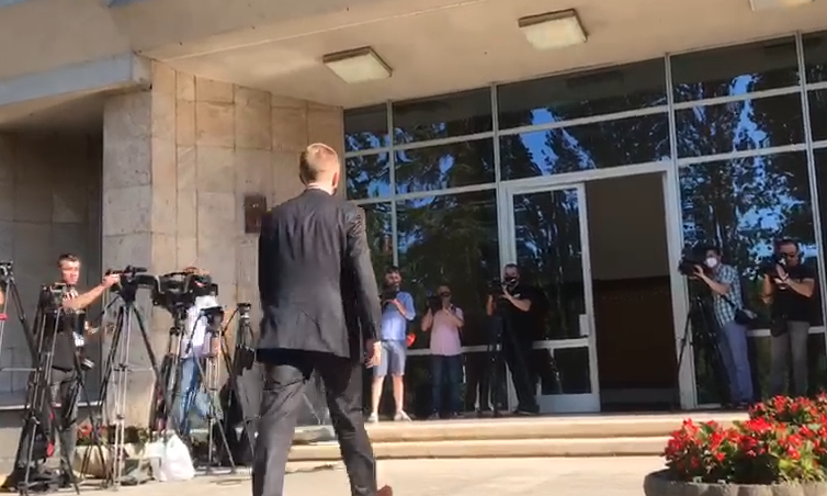 Mblidhet Këshilli Politik, merr pjesë edhe përfaqësuesi i ambasadës amerikane