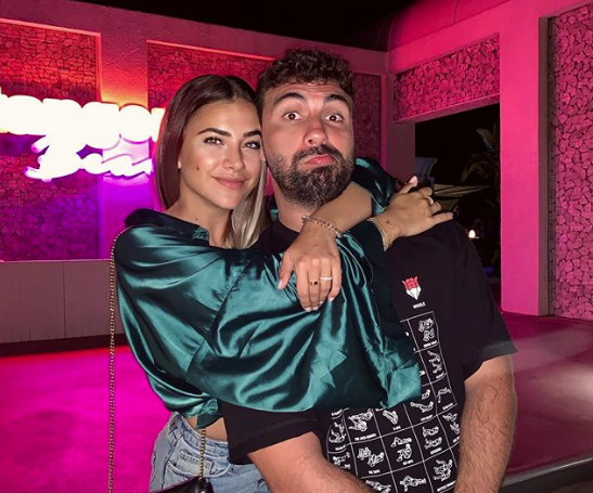 Ledri Vula baba për herë të parë, zbulohet gjinia e bebit që po pret Sara Hoxha