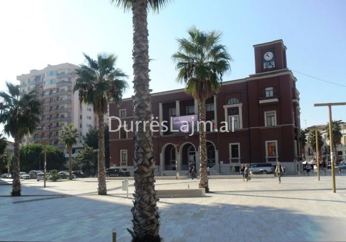 Listë e tretë me përfitues për grantin e rindërtimit në Durrës, mblidhet sot Këshilli Bashkiak
