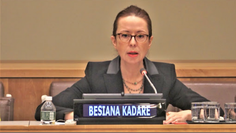 Ambasadorja Kim për vajzën e Kadaresë: Urime për përzgjedhjen në këtë post të rëndësishëm