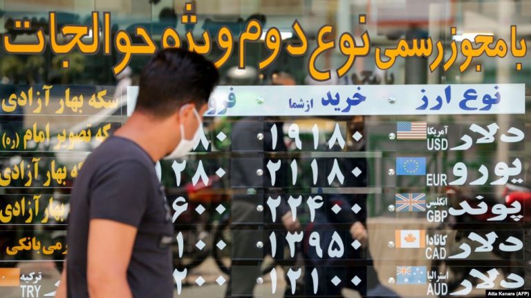 Zyrtari iranian vdes nga koronavirusi