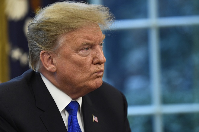 Kërcënimi i Trump: Do të ndërpres fondet publike nëse nuk rihapen shkollat