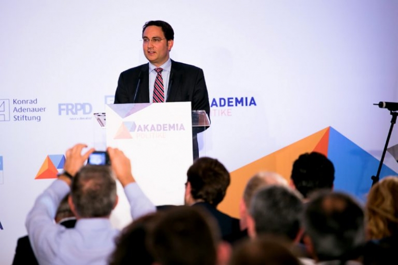 Sekretari i PPE: Shumë i trishtuar, ndryshimet kushtetuese nuk u kryen në mënyrë gjithëpërfshirëse