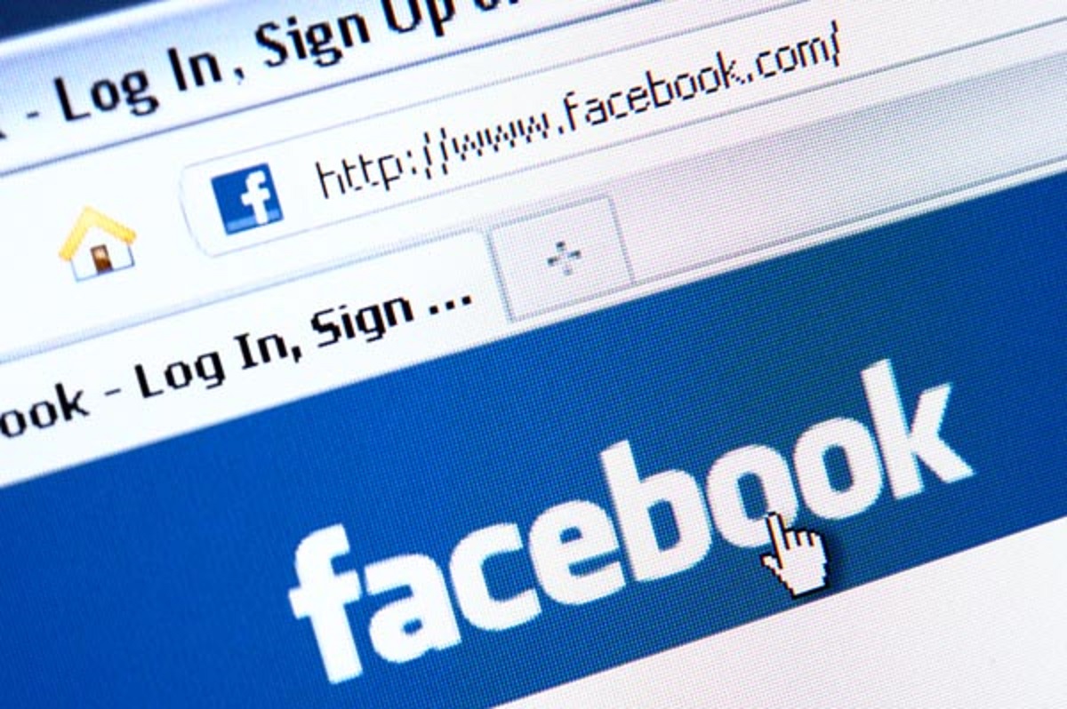 Mashtruan në Facebook duke përfituar 38 mijë euro, arrestohen 9 veta nga Tirana