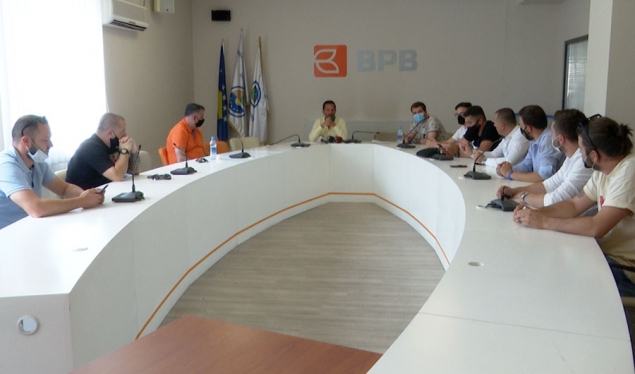 Gastronomet paralajmërojnë mbylljen e lokaleve, do t’ia dorëzojnë çelësat qeverisë