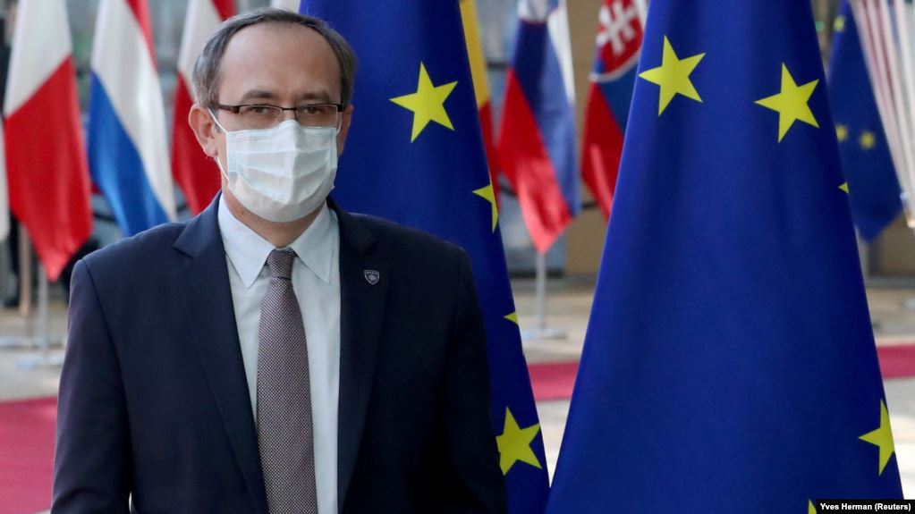 Kryeministri i Kosovës: Jemi duke shkuar drejt gjendjes së jashtëzakonshme prej rritjes së infeksioneve