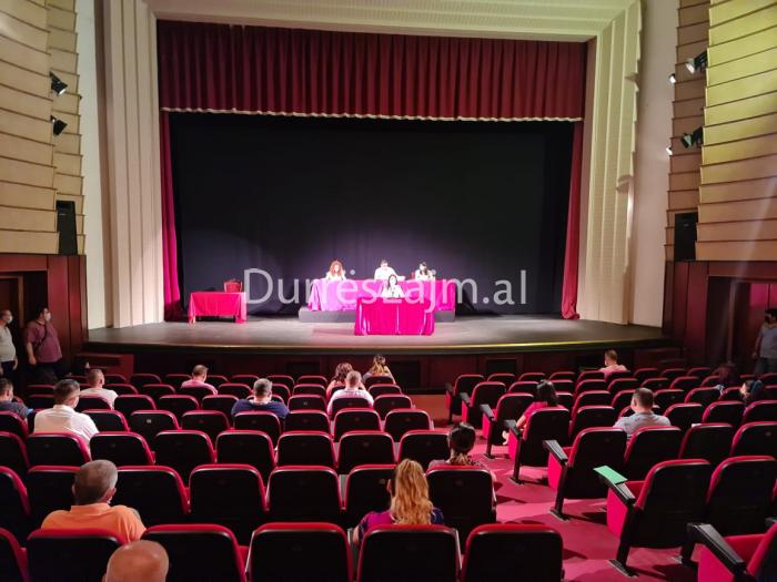 Nis mbledhjen Këshilli Bashkiak i Durrësit, shtyhet një nga pikat e rendit të ditës