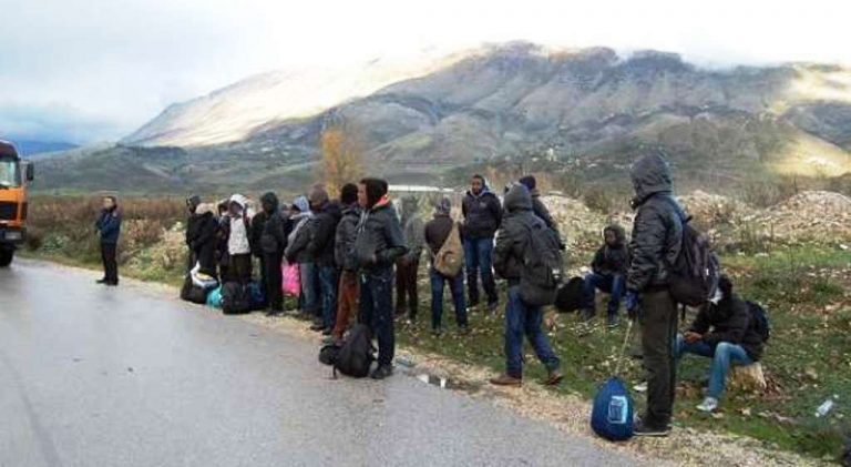 U premtonin kalim drejt vendeve të BE-së për 1 mijë euro, 3 të arrestuar