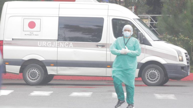 7 persona të intubuar dhe 19 në terapi intensive, si është situata në spitalet COVID