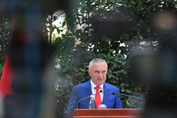 Ndarja nga jeta e aktorit Fuat Boci, Meta: Stigmatizoi me talent të rrallë plagët sociale të shoqërisë shqiptare