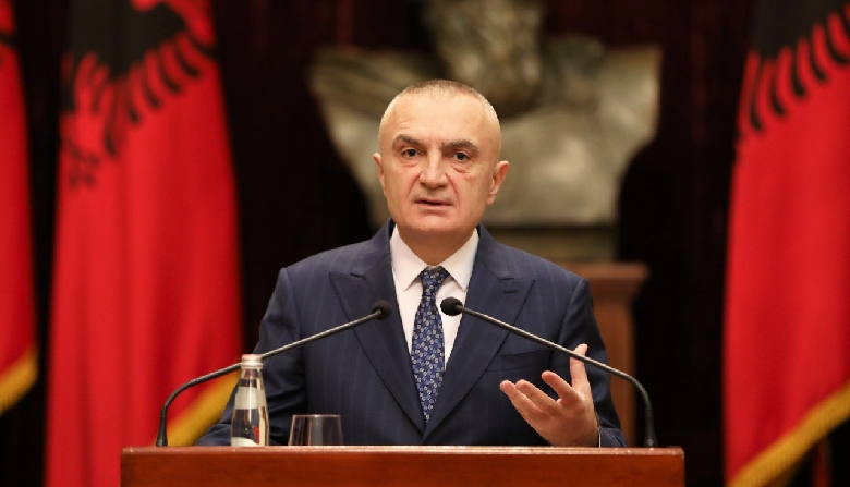 Ktheu ligjin që ndëshkon median, Meta: S’do të dekretoj asgjë që cënon të drejtat kushtetuese të njeriut