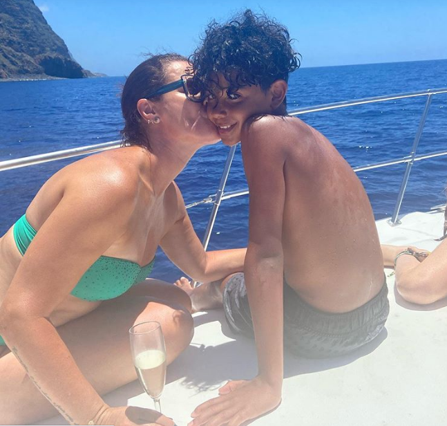 Një gabim i motrës së Ronaldos fut në telashe familjen, nisin hetimet