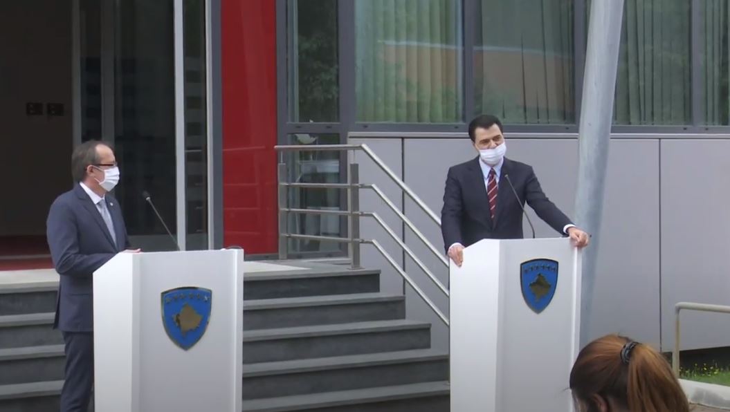 Basha nga Prishtina: Vendimi im i parë si kryeministër, heqja e taksës për Rrugën e Kombit