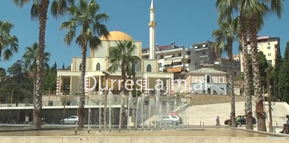 Besimtarët myslimanë festojnë nesër Kurban Bajramin, imami Qylafku: Solidarizim mes njerëzve dhe heqje dorë nga veset e këqia (VIDEO)