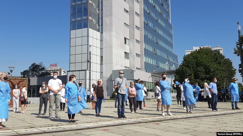 Infermierët kërkojnë shtim page për turnin