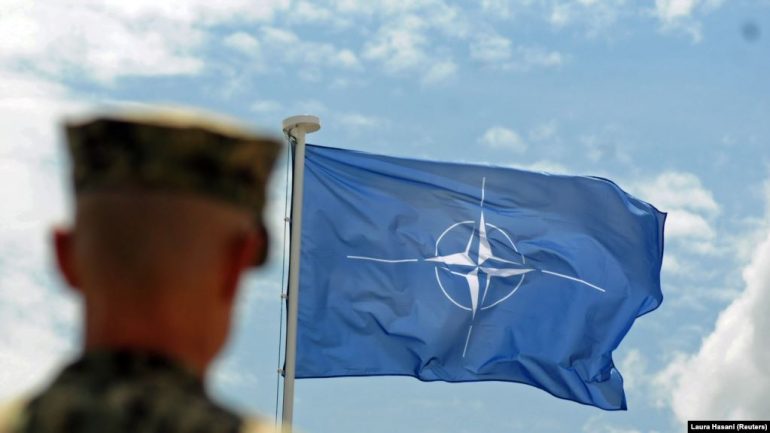 Forcat serbe në Kamenicë, reagon KFOR-i