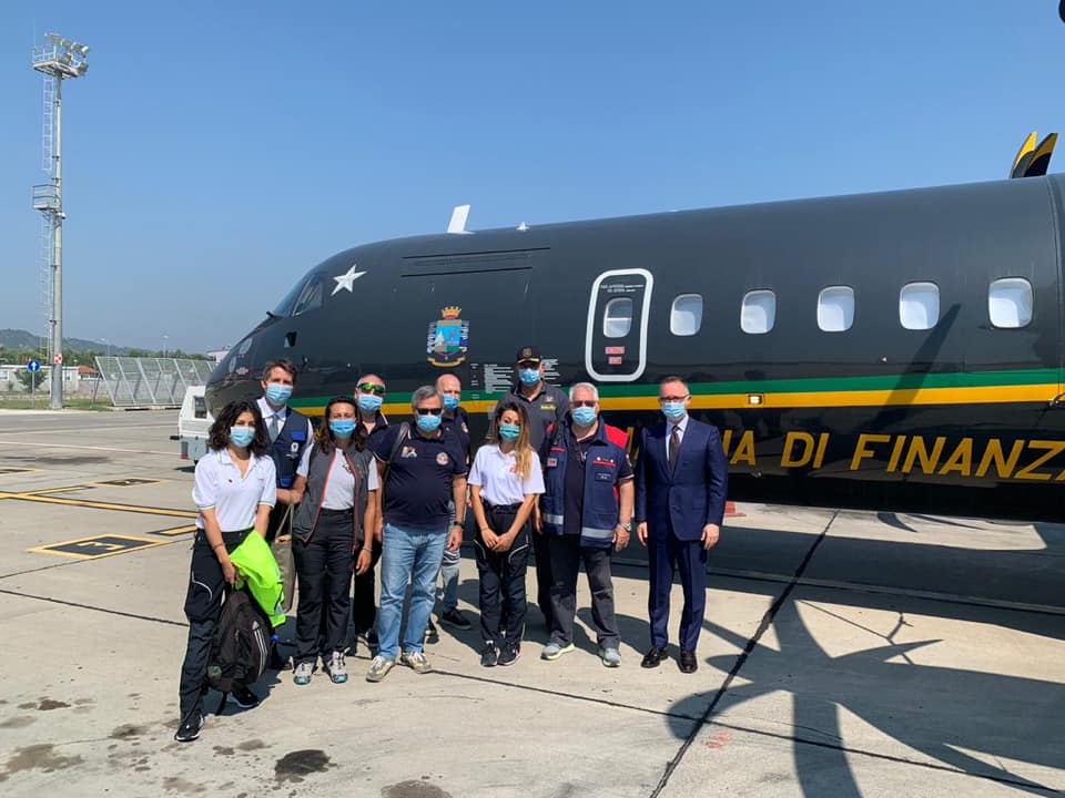 Trajnuan për dy javë mjekët shqiptarë në luftën ndaj Covid, ekipi shëndetësor italian kthehet në atdhe