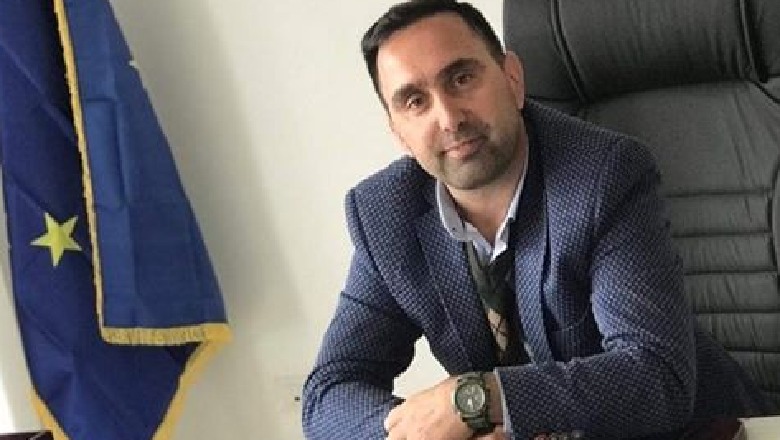 Ndahet nga jeta specialisti i Arsimit në Tiranë bashkë me nënën e tij nga Covid-19