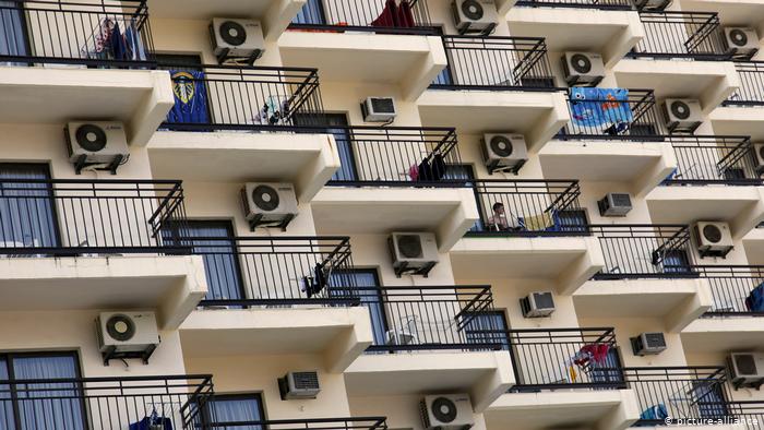 Studiuesit: Shmangni këtë veprim me kondicionerët, që të mbani larg koronavirusin