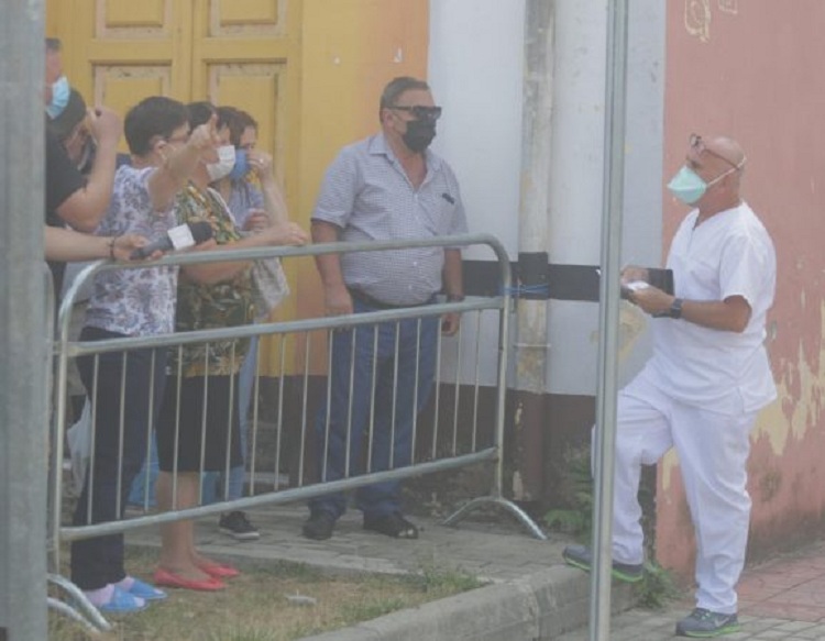 Ankesat e familjarëve te pacientëve me Covid 19 te Infektivi, reagon Meta: Reflektim i menjëhershëm, trajtojini denjësisht!