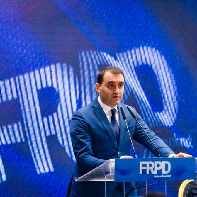 PD: Bashkia e Tiranës tender 480 mln lekë për ngrohjen e shkollave, edhe pse ishin të mbyllura nga tërmeti e COVID-i