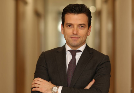 Ish-deputeti Shehaj: Rama mori 3 mld euro borxh, nuk ndërtoi asnjë rrugë