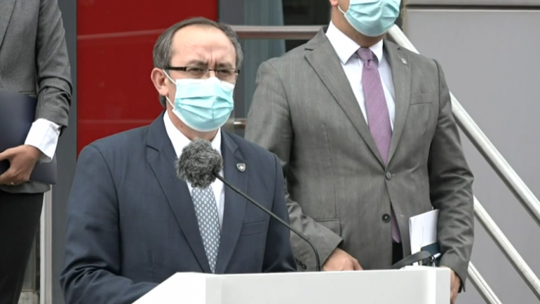 Covid-19/ Hoti: Kosova s’do të ketë masa sforcuese, por as lirim