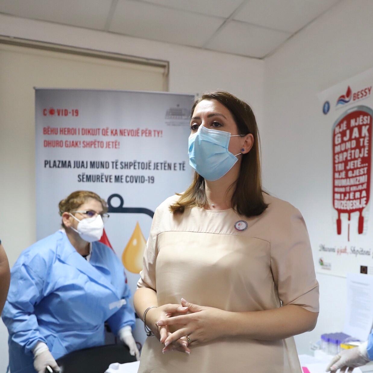 Fillon procedura e terapisë me plazëm, Manastirliu apel për dhurime vullnetare