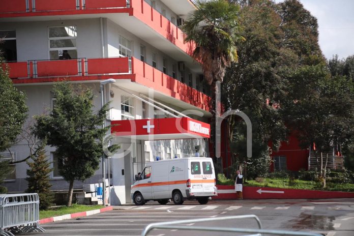 30% e të prekurve me Covid-19 i përkasin moshës 25-30 vjeç