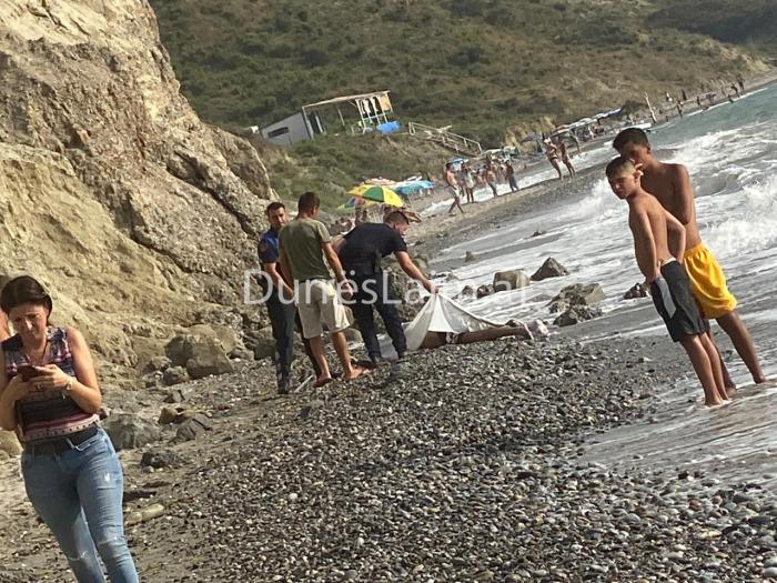 Durrës, mbytet një i ri në plazhin e Porto Romanos